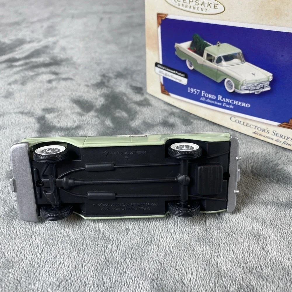 2002 Hallmark Keepsake Ornament 1957 Ford Ranchero Pick Up